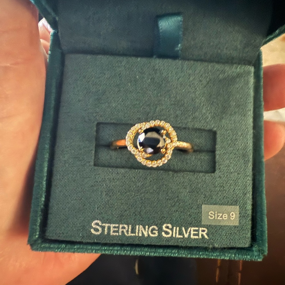 Simply silver size 9